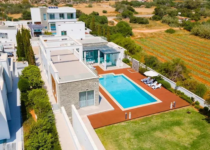 Seafront Cecelia By Ruidoso Luxury * Ayia Napa