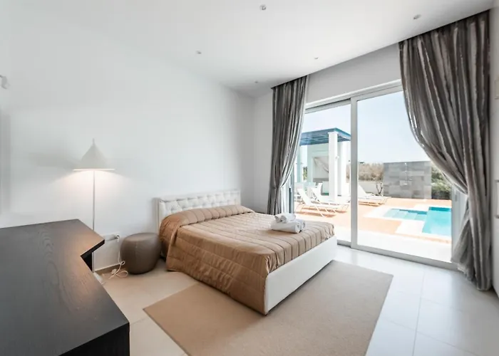 Seafront Cecelia By Ruidoso Luxury * Ayia Napa
