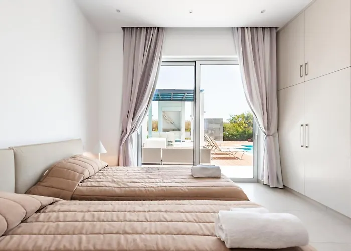 Villa Seafront Cecelia By Ruidoso Luxury *