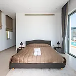 Villa Seafront Cecelia By Ruidoso Luxury Ayia Napa