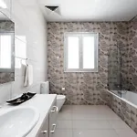 Seafront Cecelia By Ruidoso Luxury Villa *